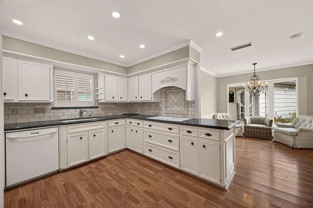 15606 Australia Street Jersey Village, TX 77040