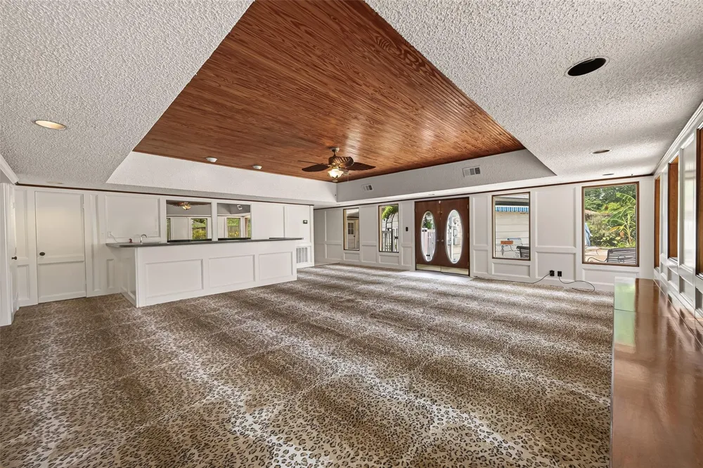 15606 Australia Street Jersey Village, TX 77040