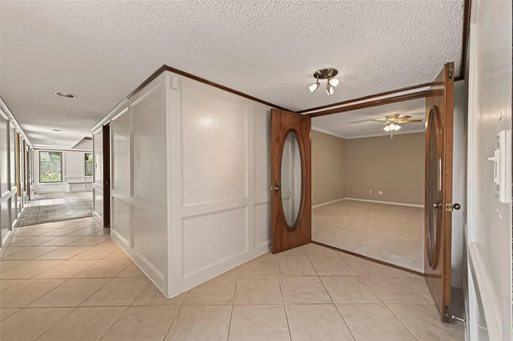 15606 Australia Street Jersey Village, TX 77040