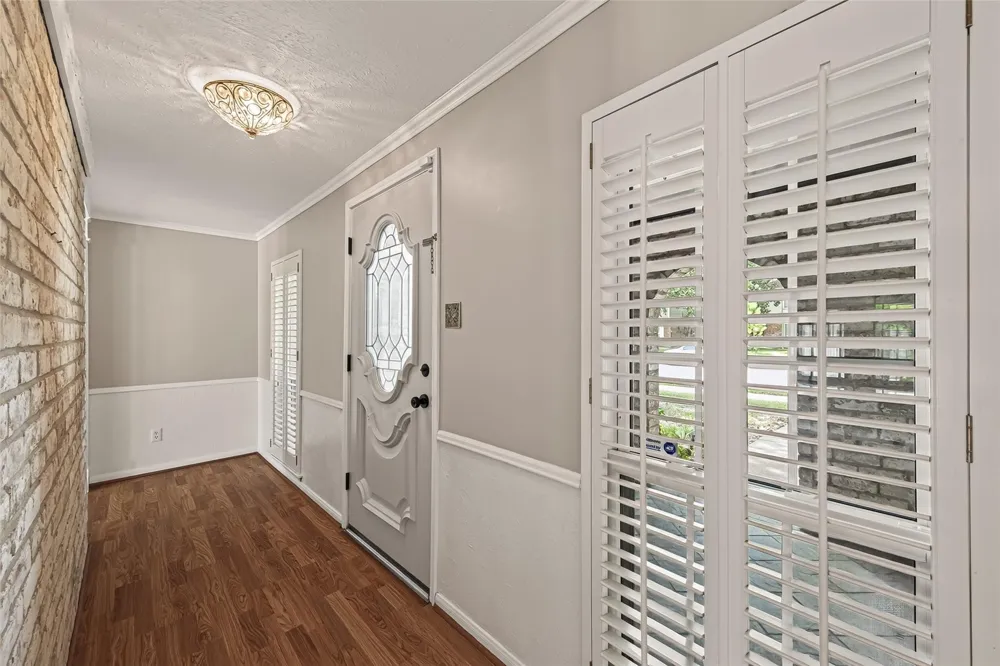 15606 Australia Street Jersey Village, TX 77040