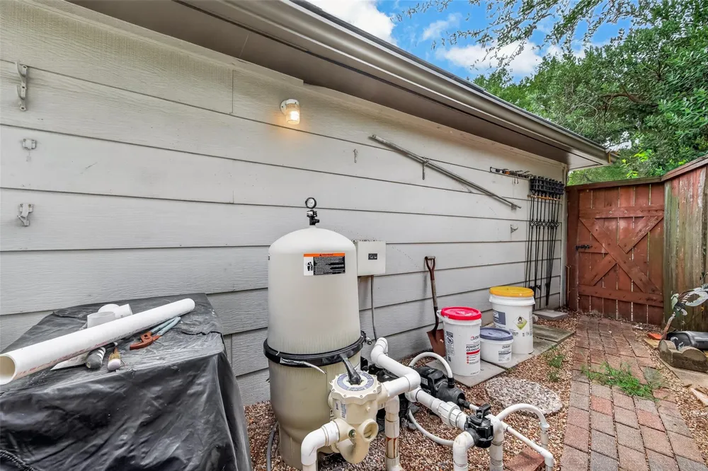 15606 Australia Street Jersey Village, TX 77040