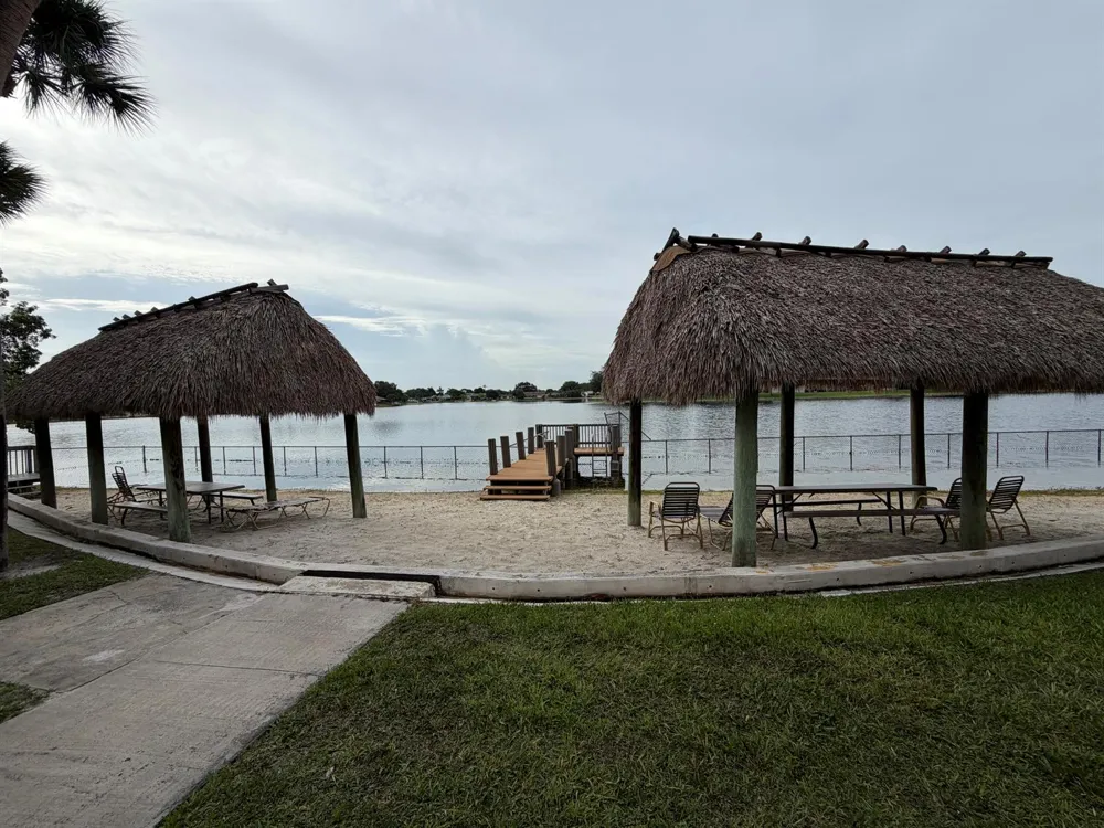 1101 COLONY POINT CIRCLE #506 Pembroke Pines, FL 33026
