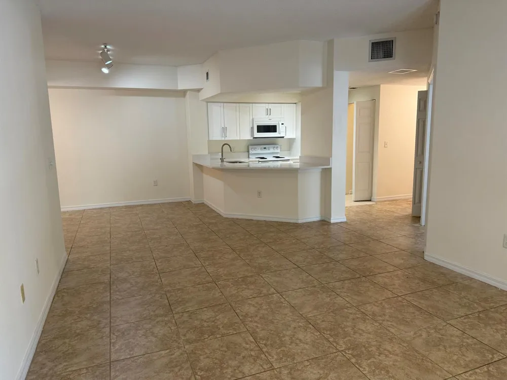 3020 Alcazar Place #303 Palm Beach Gardens, FL 33410