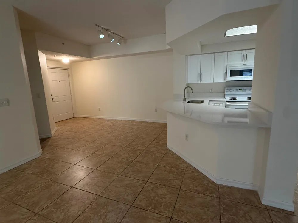 3020 Alcazar Place #303 Palm Beach Gardens, FL 33410