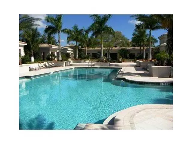 3020 Alcazar Place #303 Palm Beach Gardens, FL 33410
