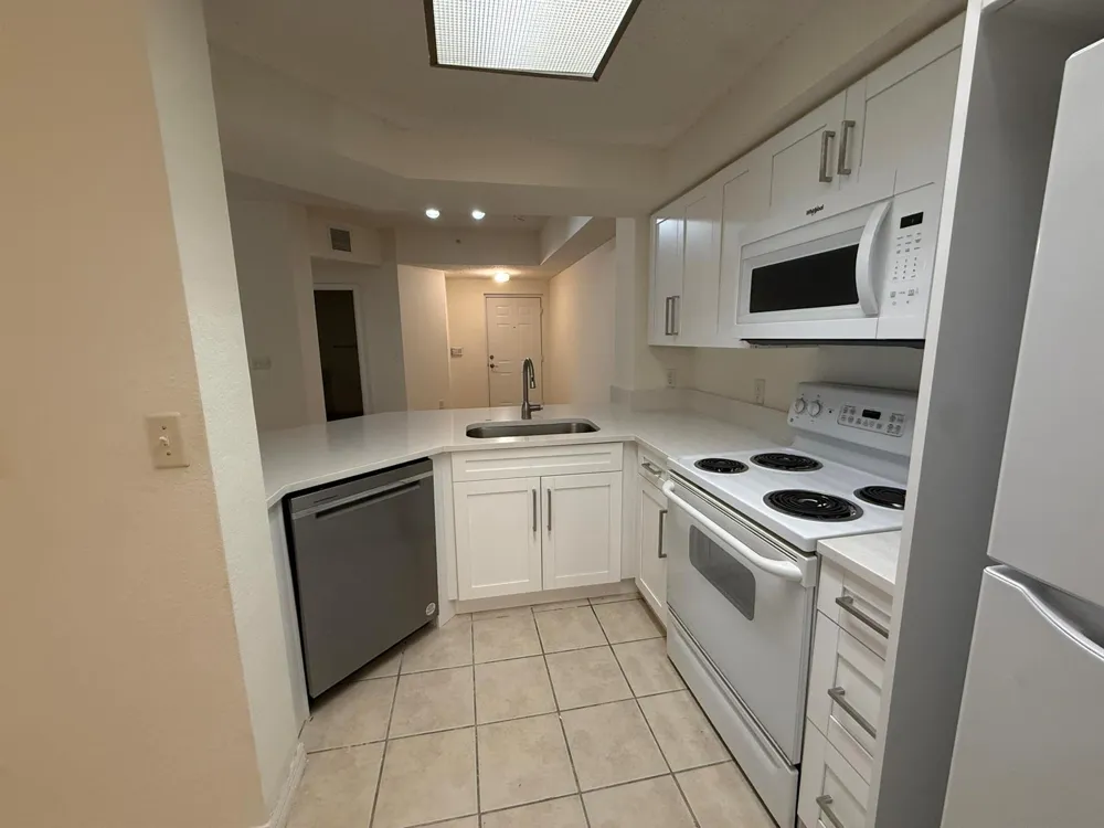 3020 Alcazar Place #303 Palm Beach Gardens, FL 33410