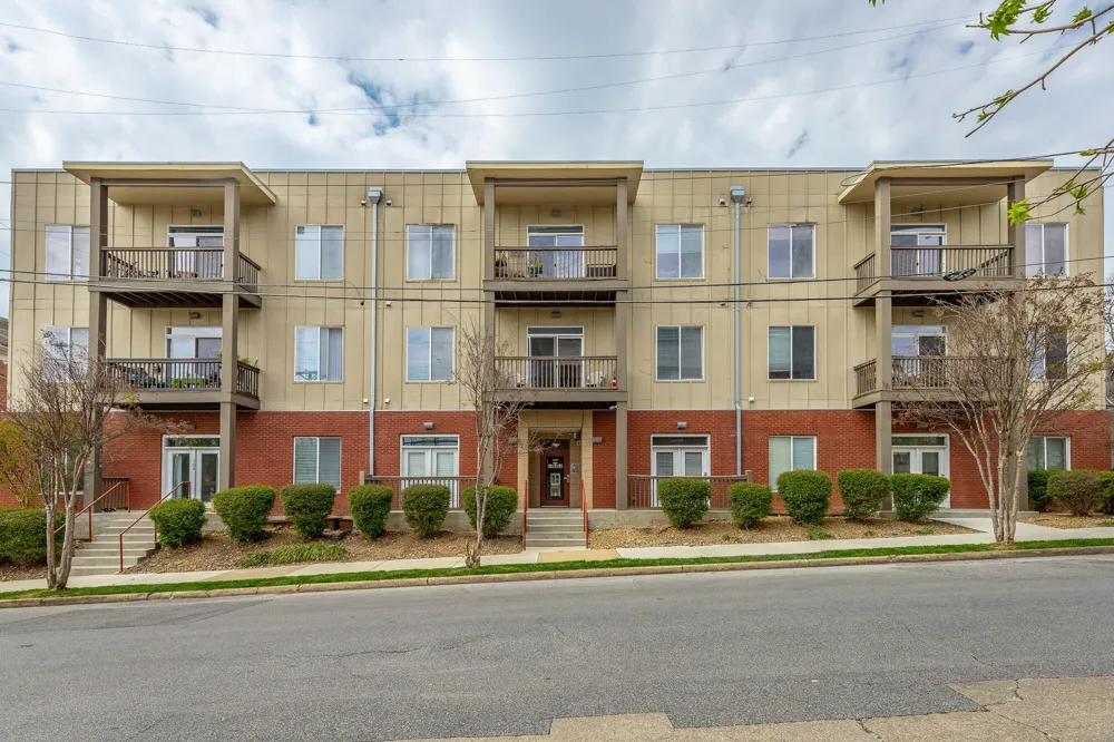 863 Flynn Street #204 Chattanooga, TN 37403