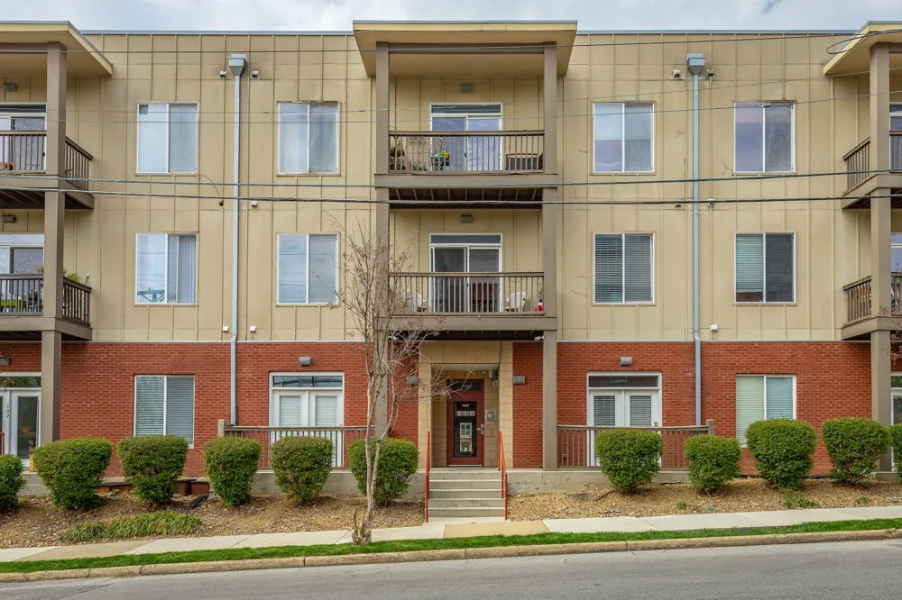 863 Flynn Street #204 Chattanooga, TN 37403