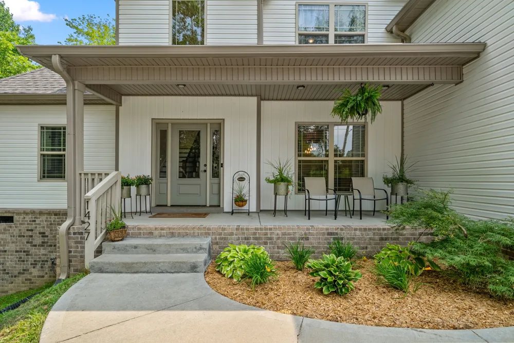 1427 Southside Rd Southside, TN 37171