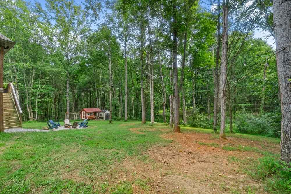 1427 Southside Rd Southside, TN 37171
