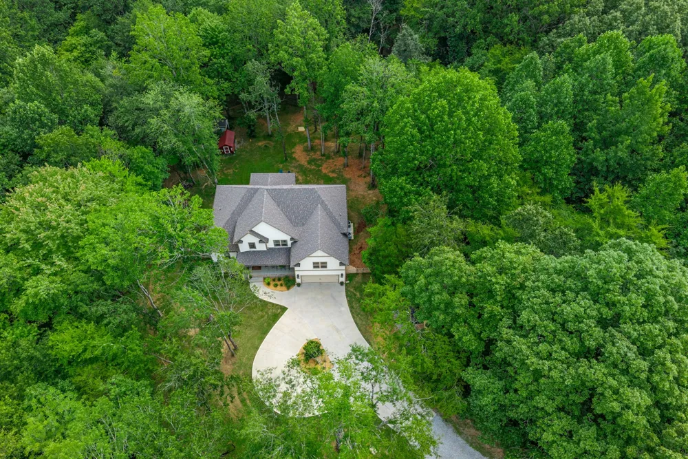 1427 Southside Rd Southside, TN 37171