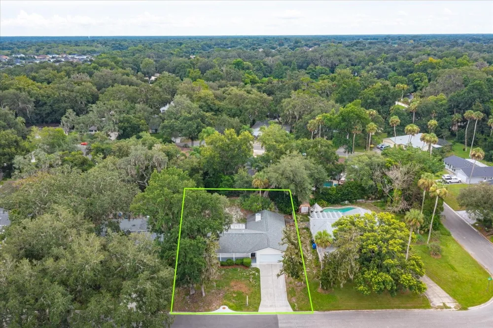958 ORANGE AVENUE Oviedo, FL 32765