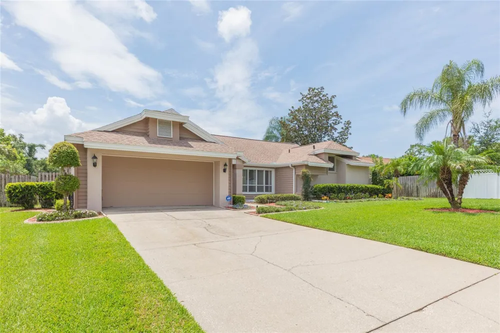 1405 OXFORDSHIRE COURT Brandon, FL 33510