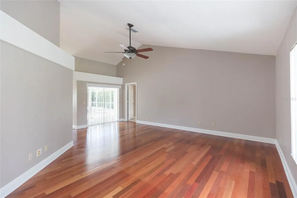 1405 OXFORDSHIRE COURT Brandon, FL 33510