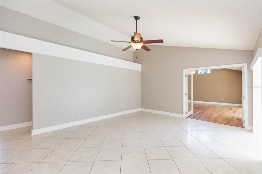 1405 OXFORDSHIRE COURT Brandon, FL 33510