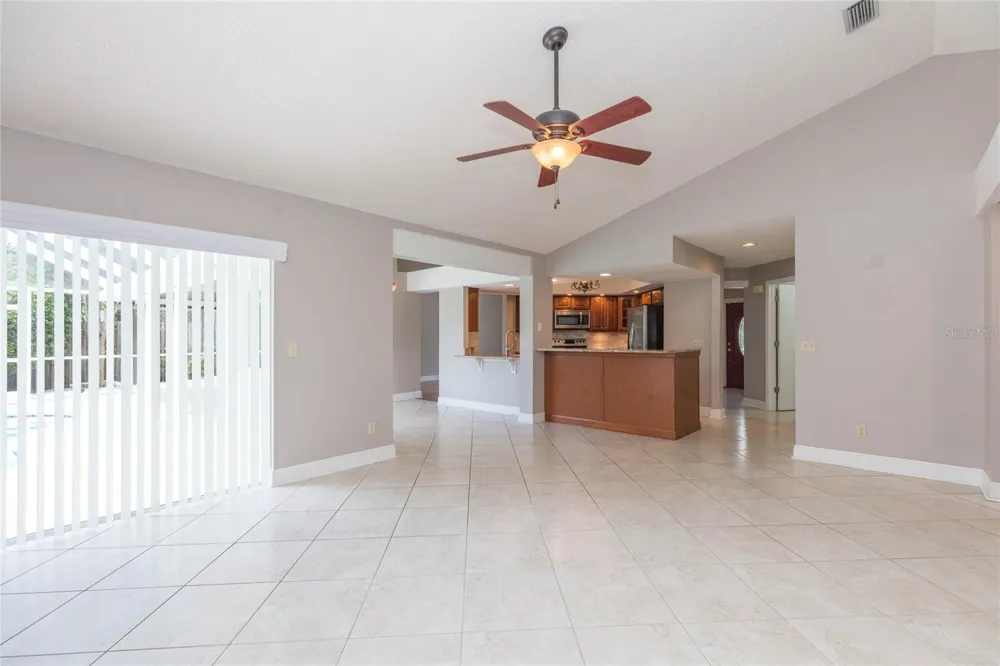 1405 OXFORDSHIRE COURT Brandon, FL 33510
