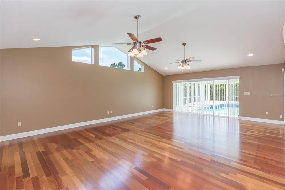 1405 OXFORDSHIRE COURT Brandon, FL 33510