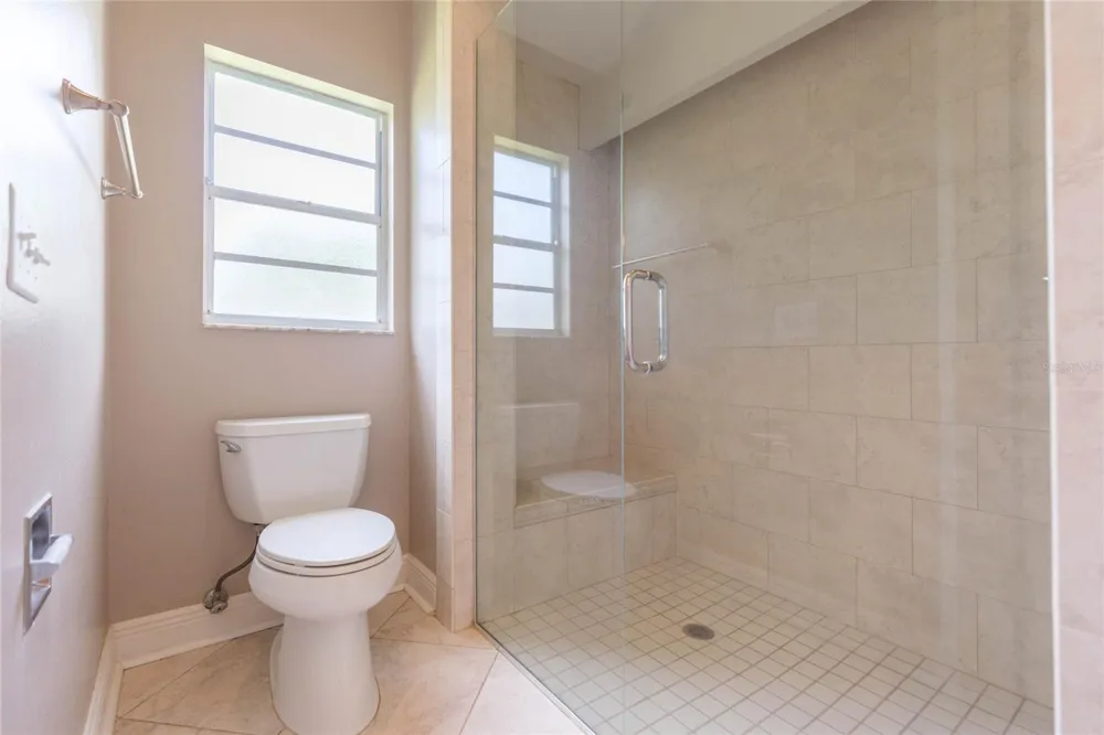 1405 OXFORDSHIRE COURT Brandon, FL 33510