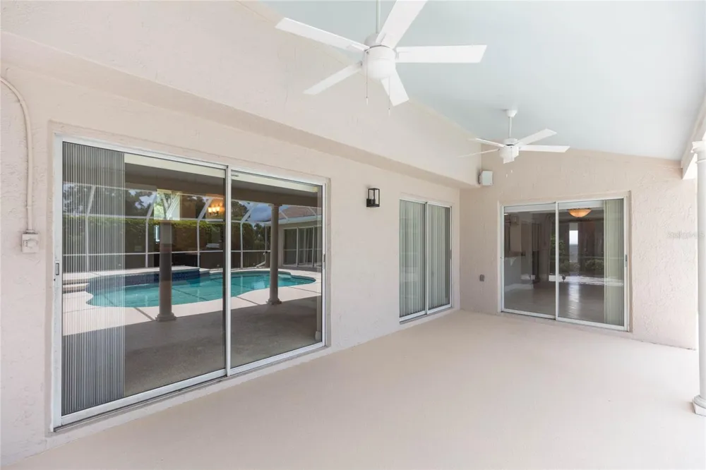 1405 OXFORDSHIRE COURT Brandon, FL 33510
