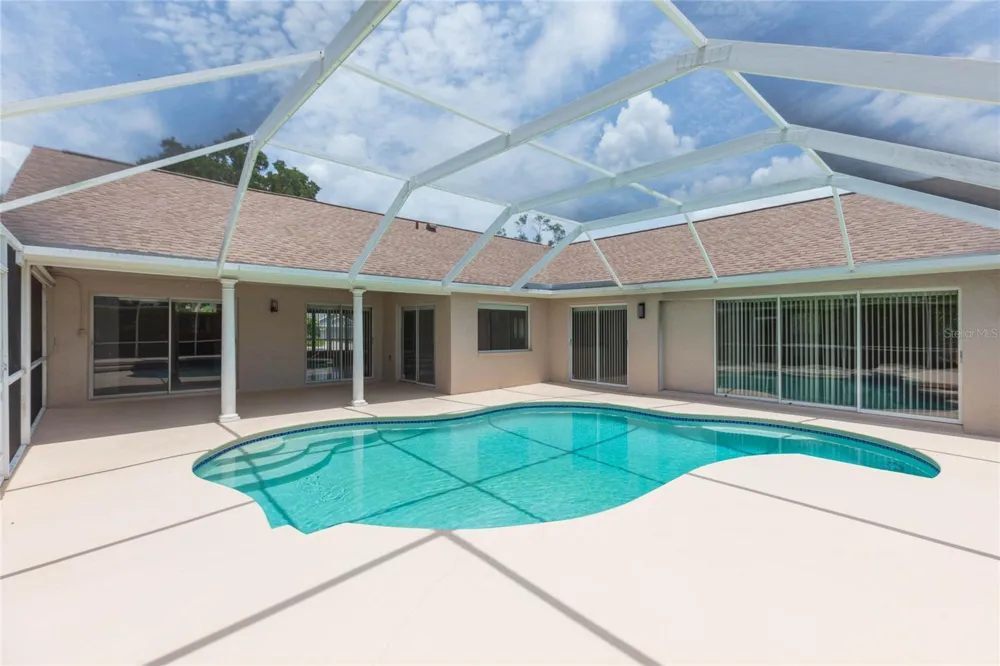 1405 OXFORDSHIRE COURT Brandon, FL 33510