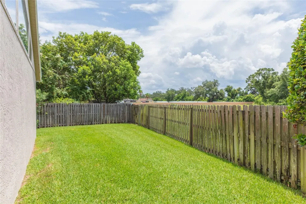 1405 OXFORDSHIRE COURT Brandon, FL 33510