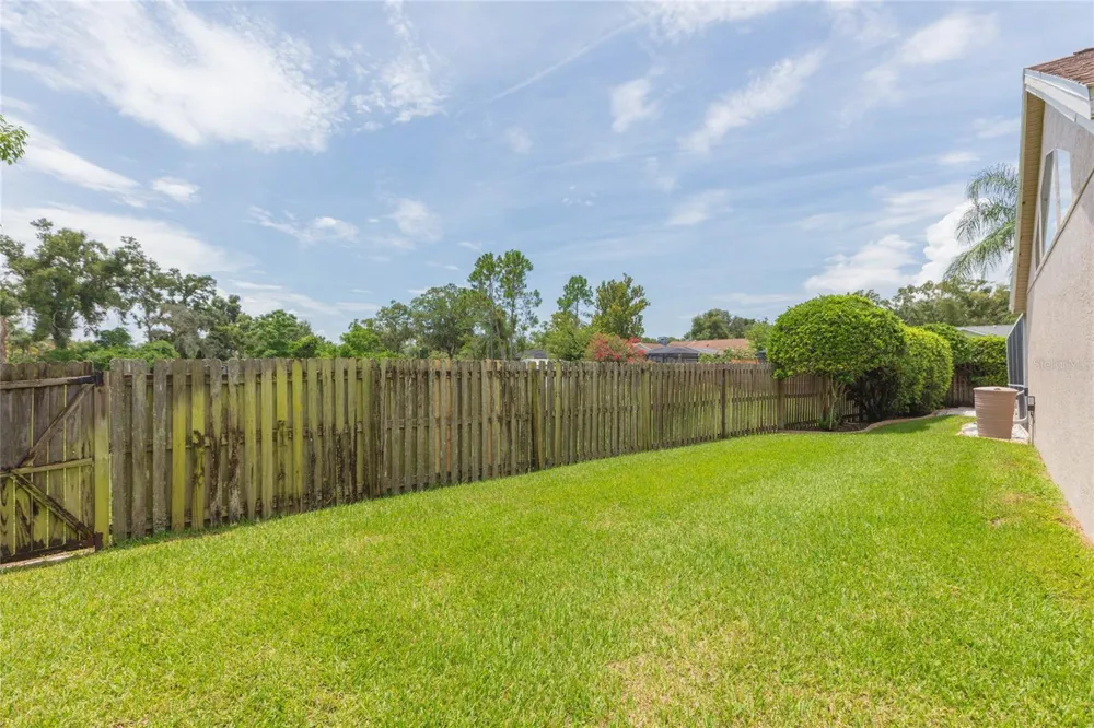 1405 OXFORDSHIRE COURT Brandon, FL 33510