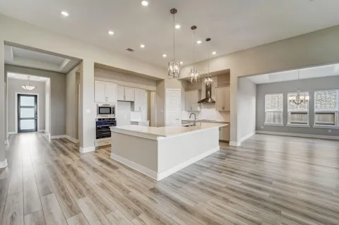 5127 Autumn Hills Trail