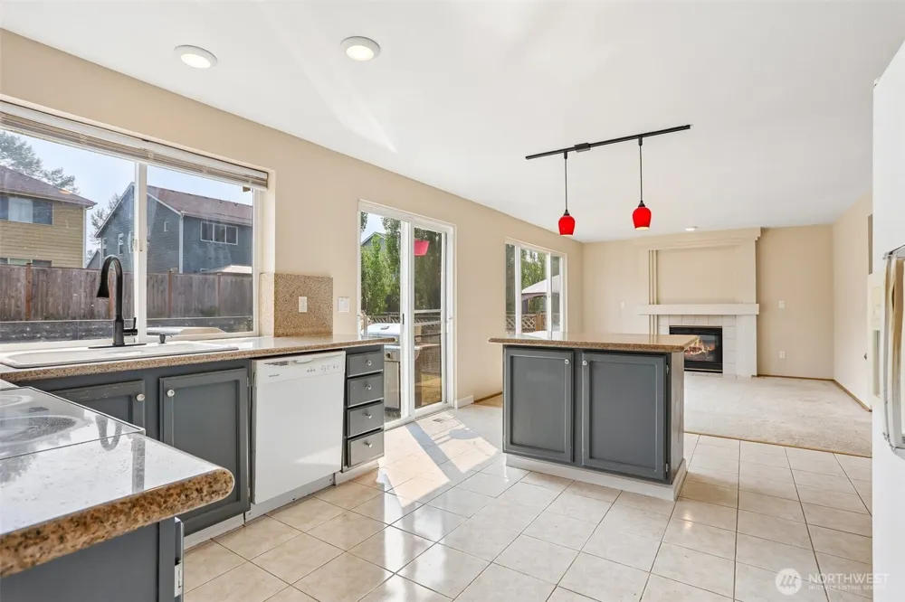 16133 Lakeview Avenue SE Monroe, WA 98272