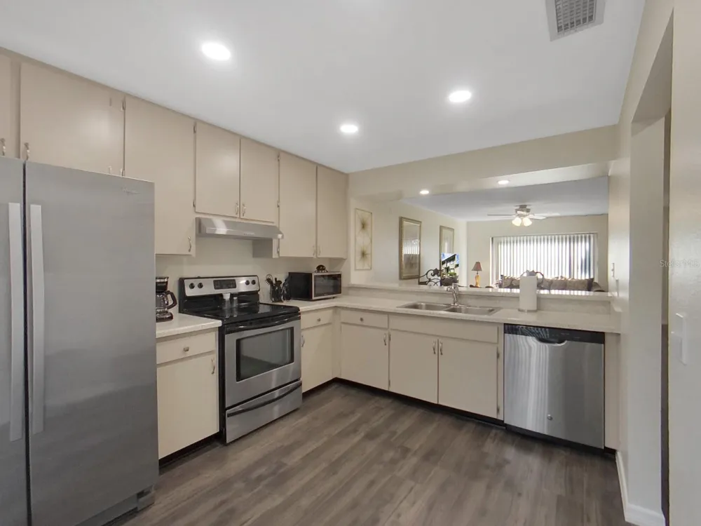 7805 AMBERLEA COURT Temple Terrace, FL 33637
