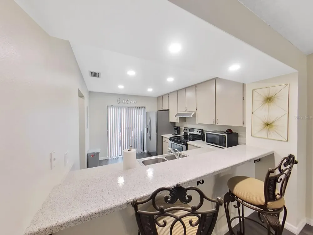 7805 AMBERLEA COURT Temple Terrace, FL 33637