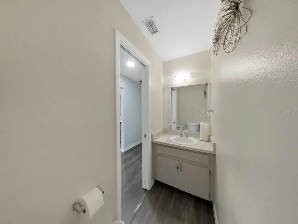 7805 AMBERLEA COURT Temple Terrace, FL 33637