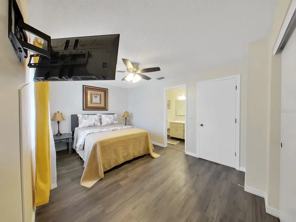 7805 AMBERLEA COURT Temple Terrace, FL 33637