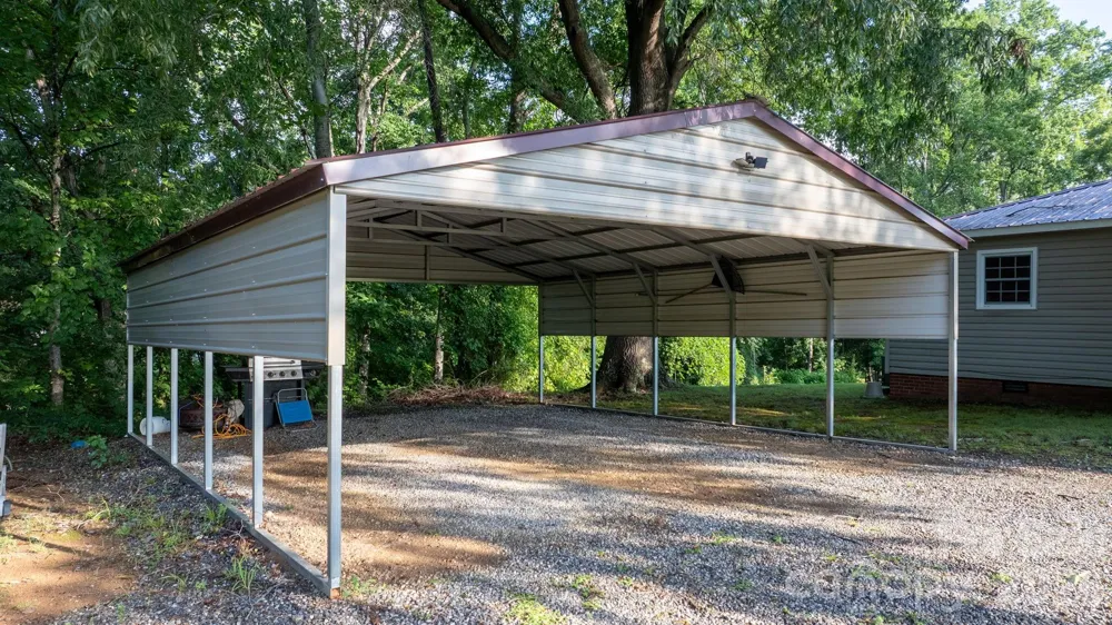 708 E Klutz Street Maiden, NC 28650