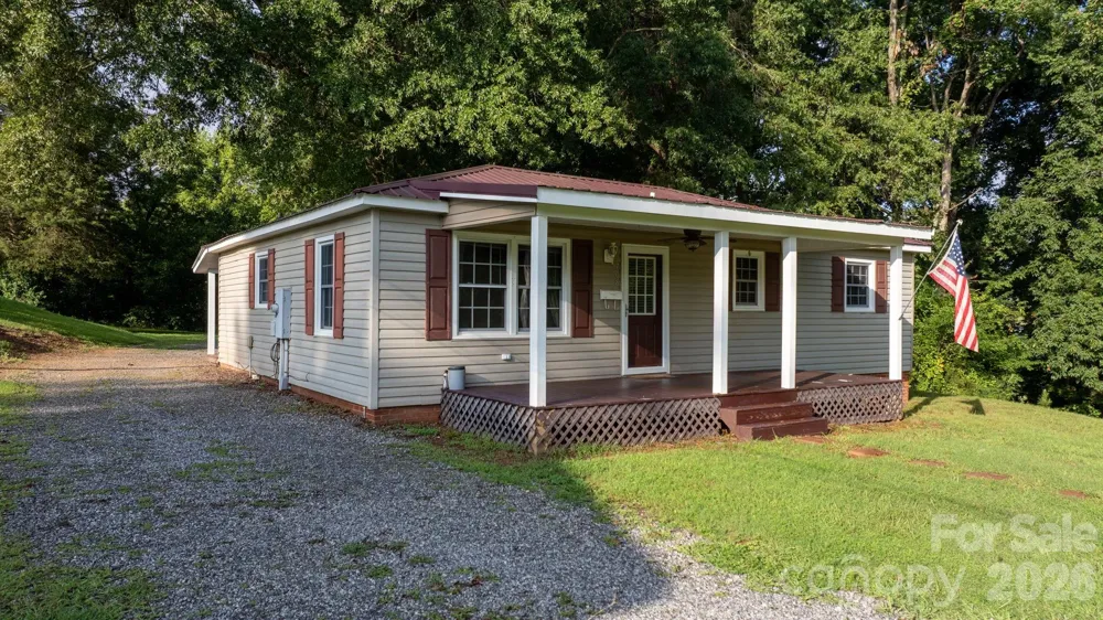 708 E Klutz Street Maiden, NC 28650