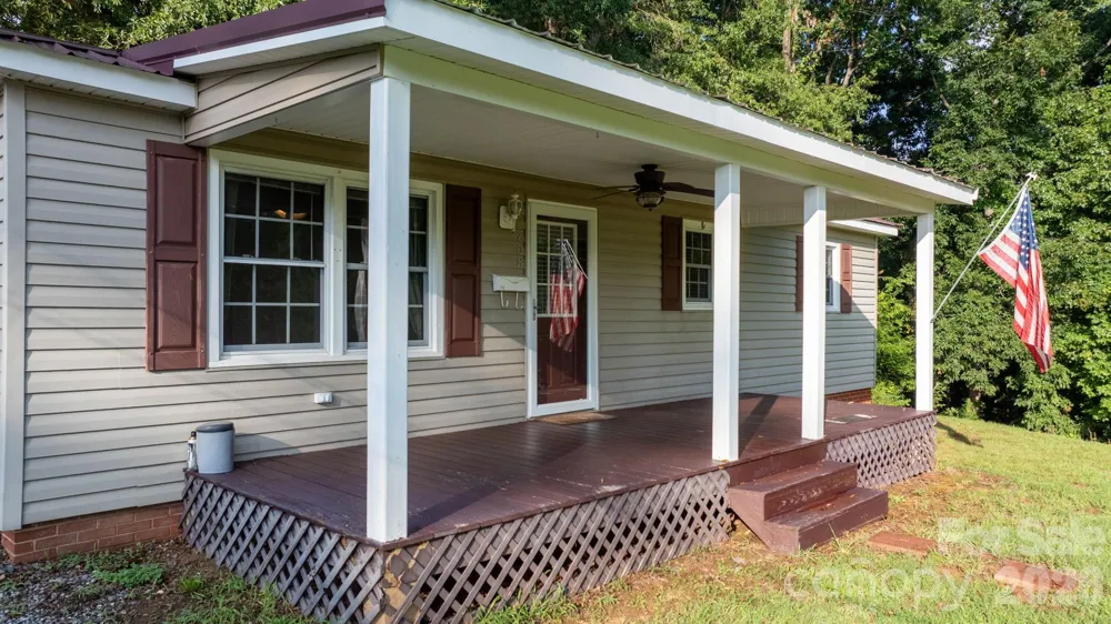 708 E Klutz Street Maiden, NC 28650
