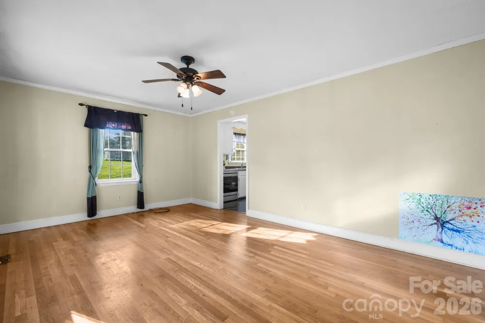 708 E Klutz Street Maiden, NC 28650