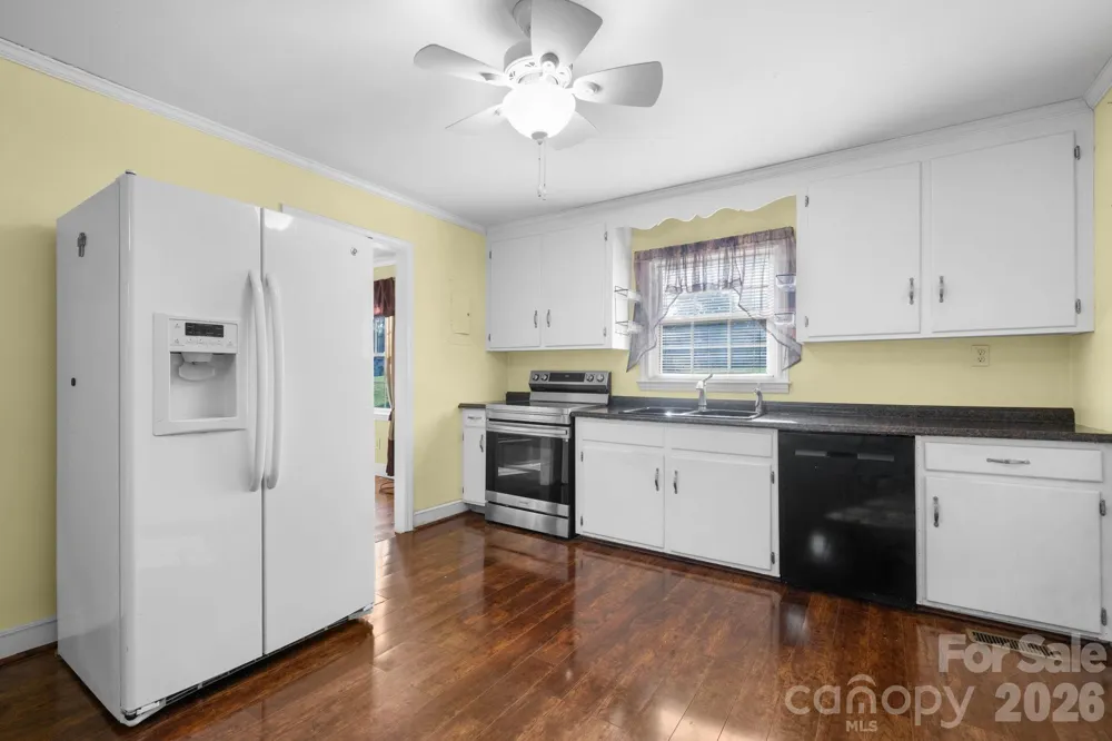 708 E Klutz Street Maiden, NC 28650