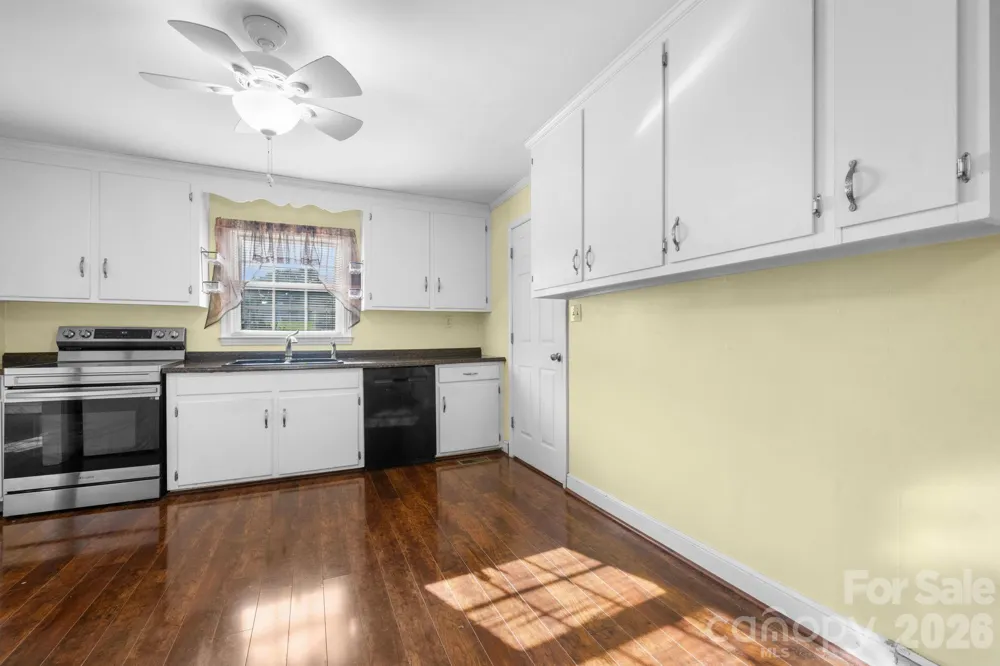 708 E Klutz Street Maiden, NC 28650