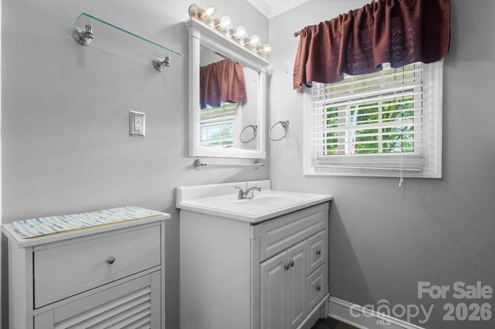 708 E Klutz Street Maiden, NC 28650