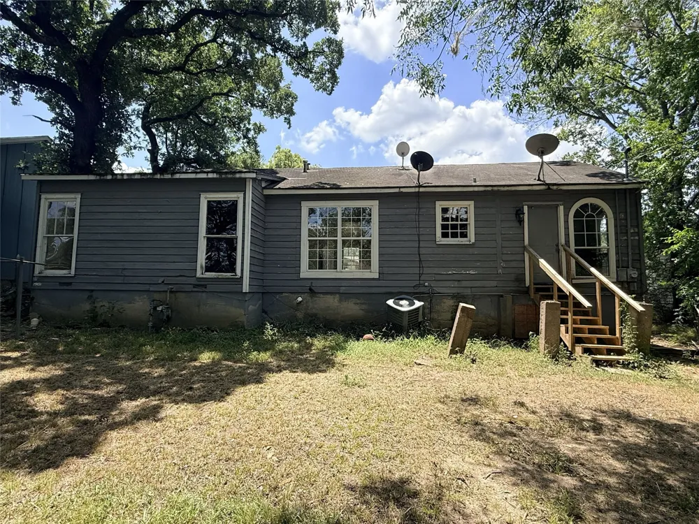 43 W Parnell Street Denison, TX 75020