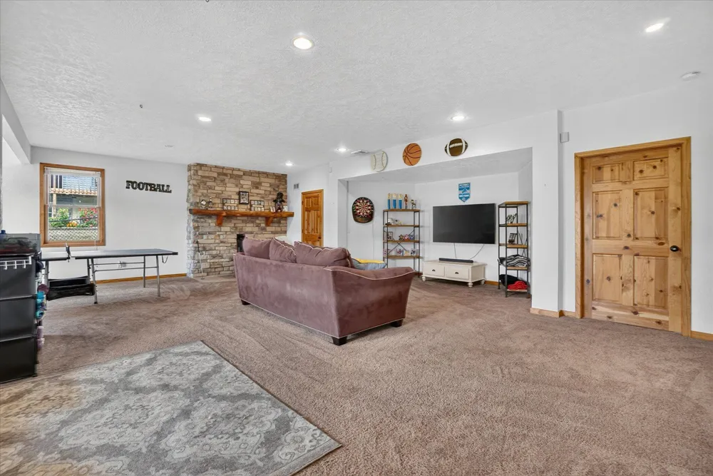 8444 Doe Avenue Galesburg, MI 49053