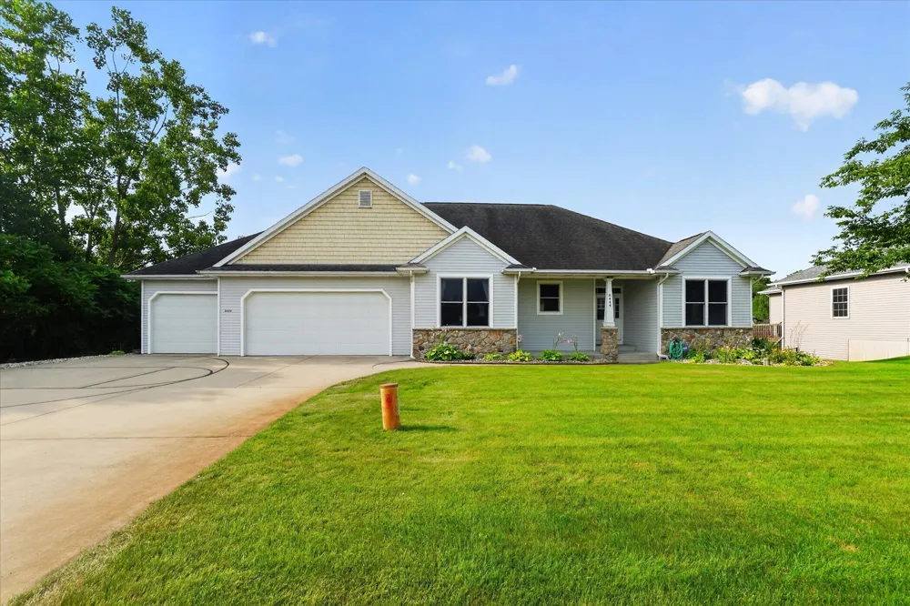 8444 Doe Avenue Galesburg, MI 49053