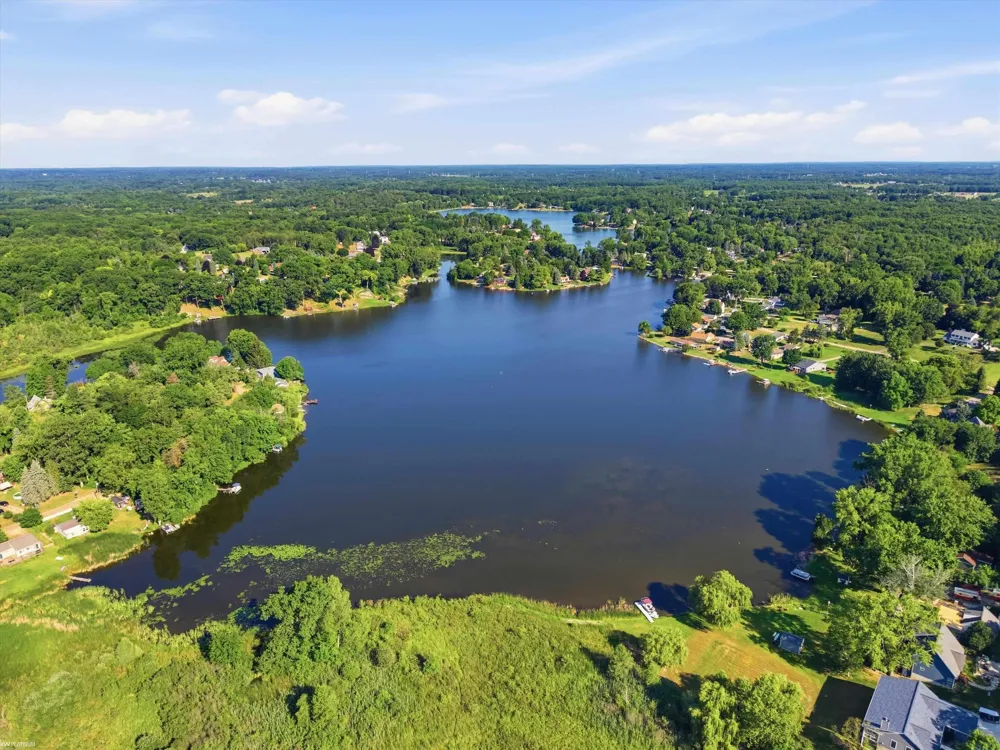 3686 East Lake Drive Metamora Township, MI 48455