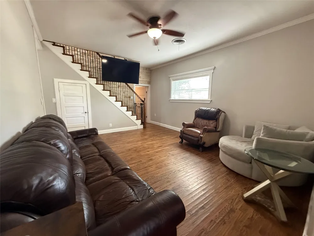 1009 W 7th Street Justin, TX 76247