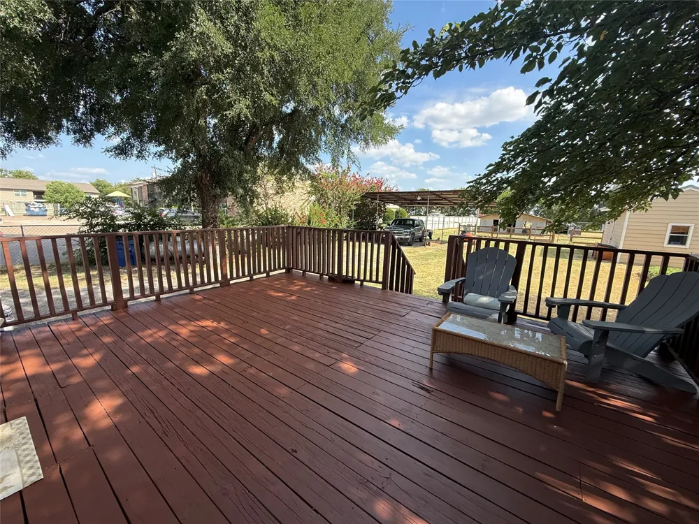 1009 W 7th Street Justin, TX 76247