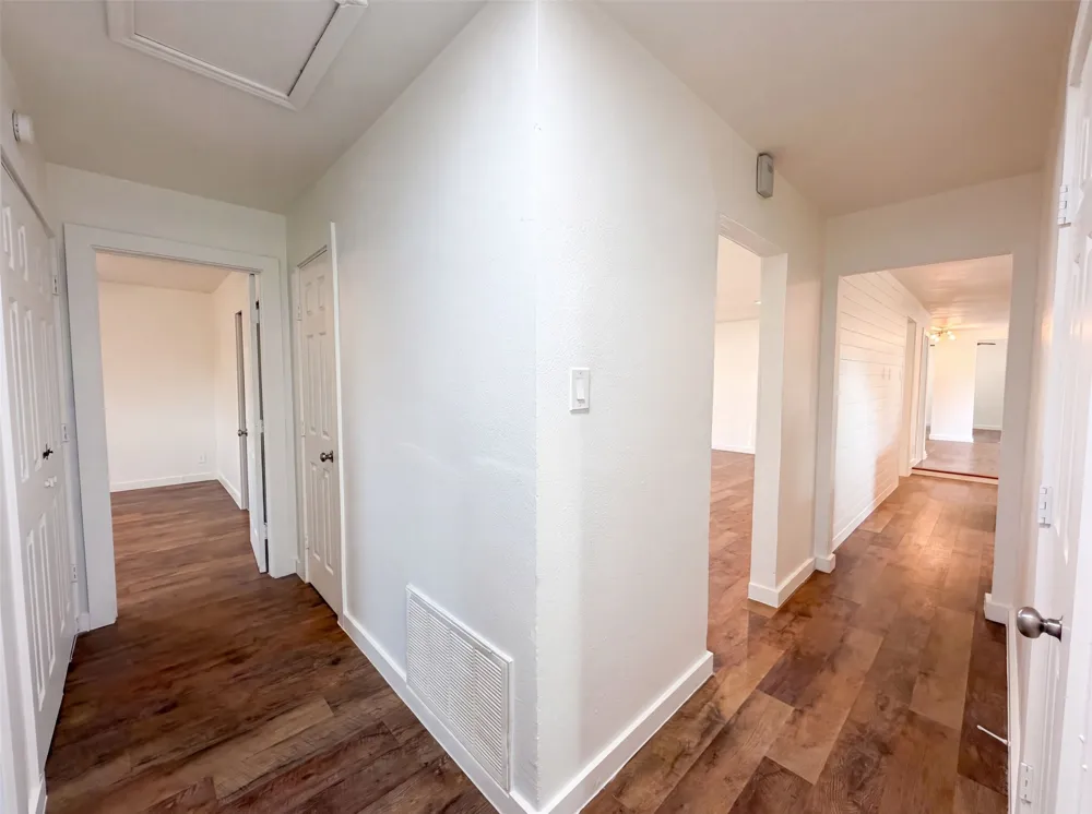 832 Central Drive Bedford, TX 76022