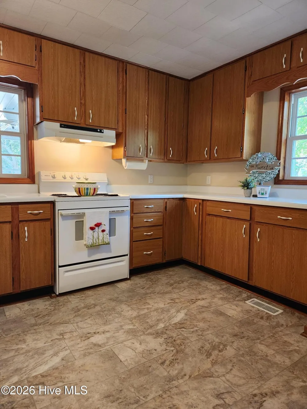 262 Mewborn Church Road Snow Hill, NC 28580