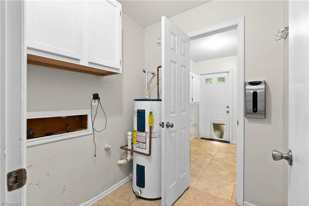 5905 Stanleyville Drive Rural Hall, NC 27045