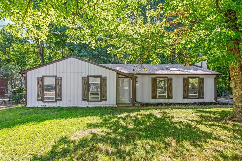 5905 Stanleyville Drive Rural Hall, NC 27045