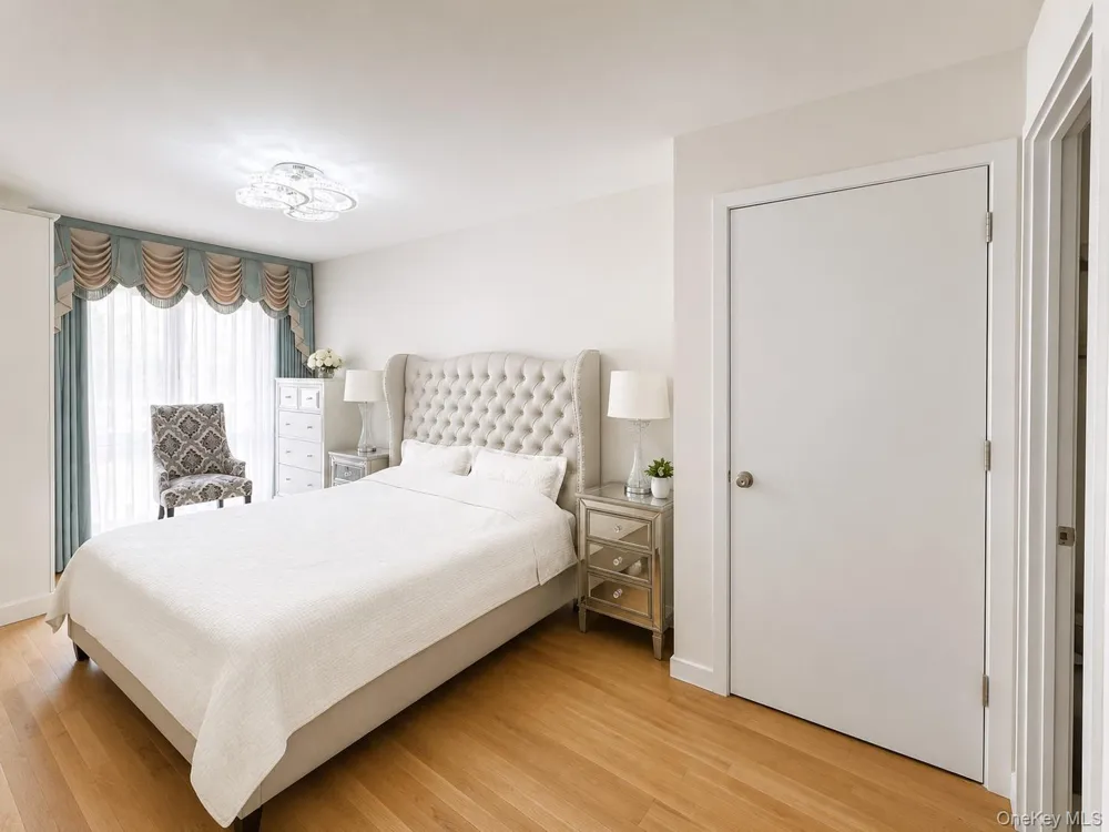 158-16 79th Avenue Fresh Meadows, NY 11366